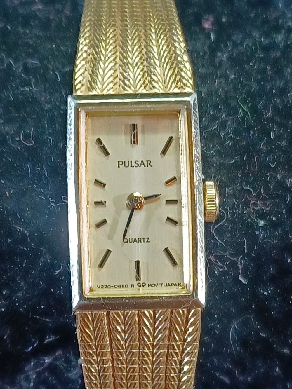 vintage womens gold tone pulsar watch